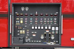 Open or enclosed rear pump control panel